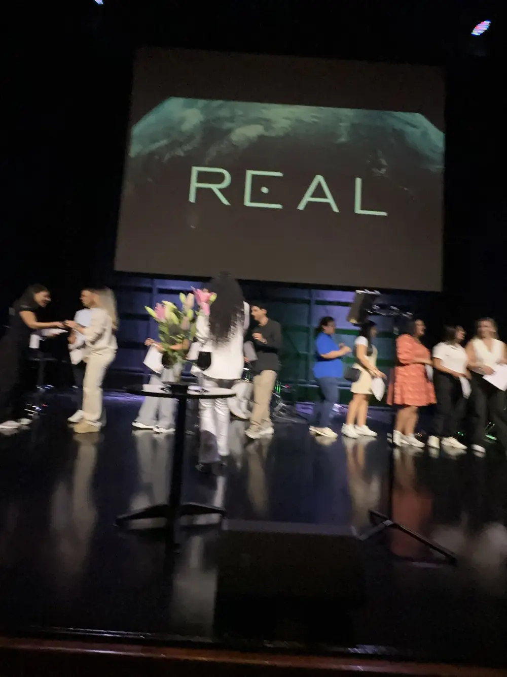 Servidores de REAL en el escenario